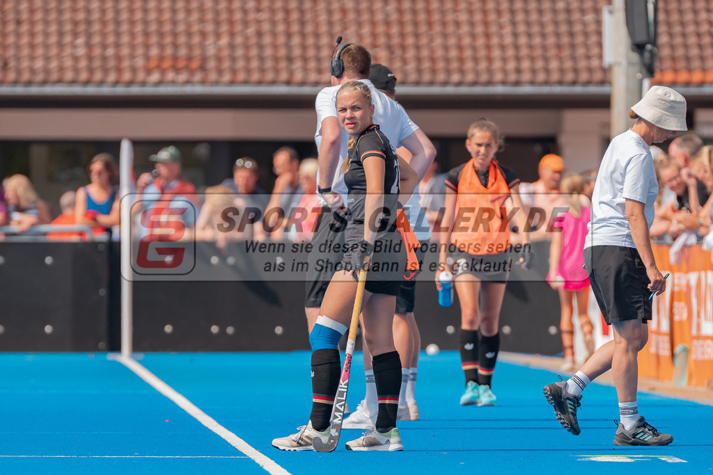HK_20230715_102671 | Euro Hockey WU18 SF2 Spain vs Germany Championship Girls &amp; Boys am 15.7.2023 CHTC , Krefeld ,