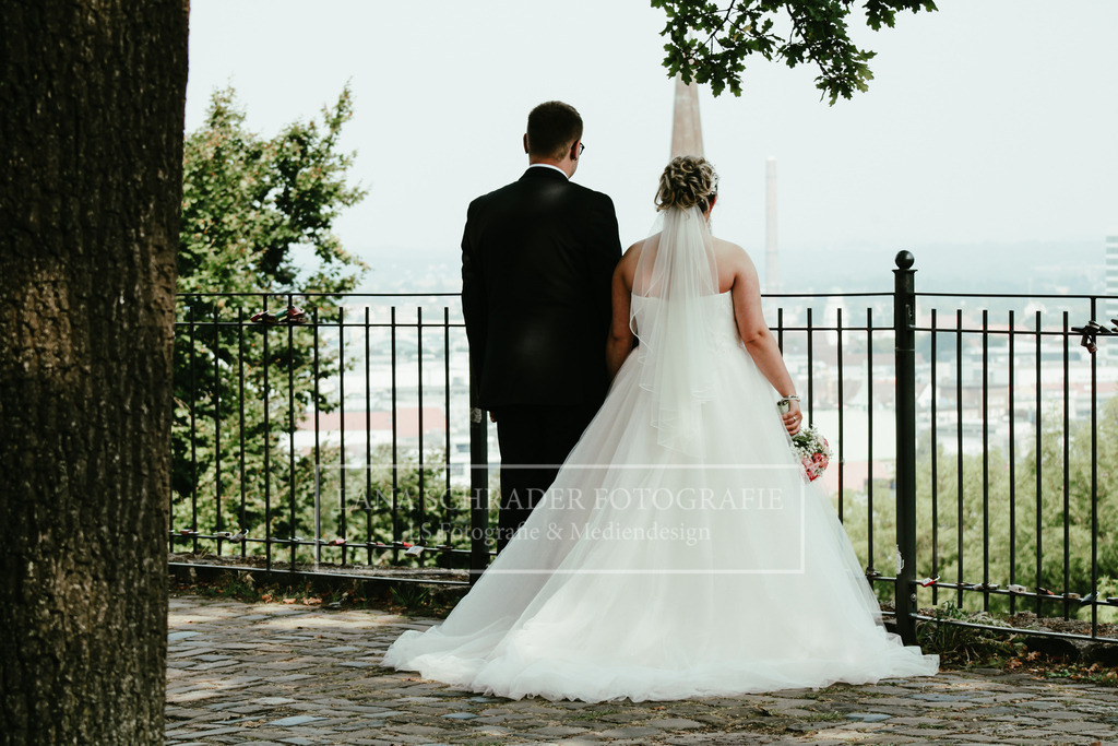 Hochzeit Danica _ Jan 26.08.22-48 | lanaschraderfotografie - Realisiert mit Pictrs.com