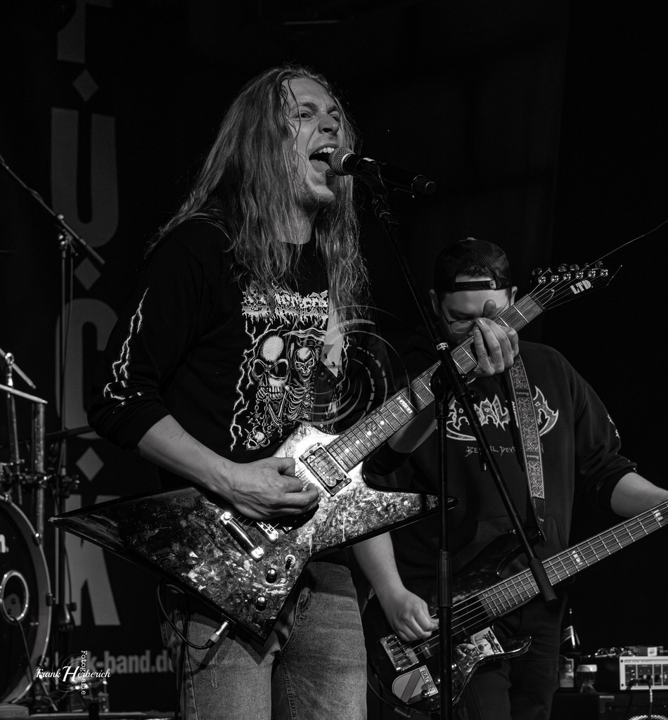 Still Riot | Frank Herberich Fotografie, Frank Herberich, Fotografie, Hochzeit, Portrait, St. Peter Ording, Ording, Westerhever, Nordsee, Frank Fotografie, Hardheim,  Odenwald,Walldürn, Band,Eventfotografie - Realisiert mit Pictrs.com