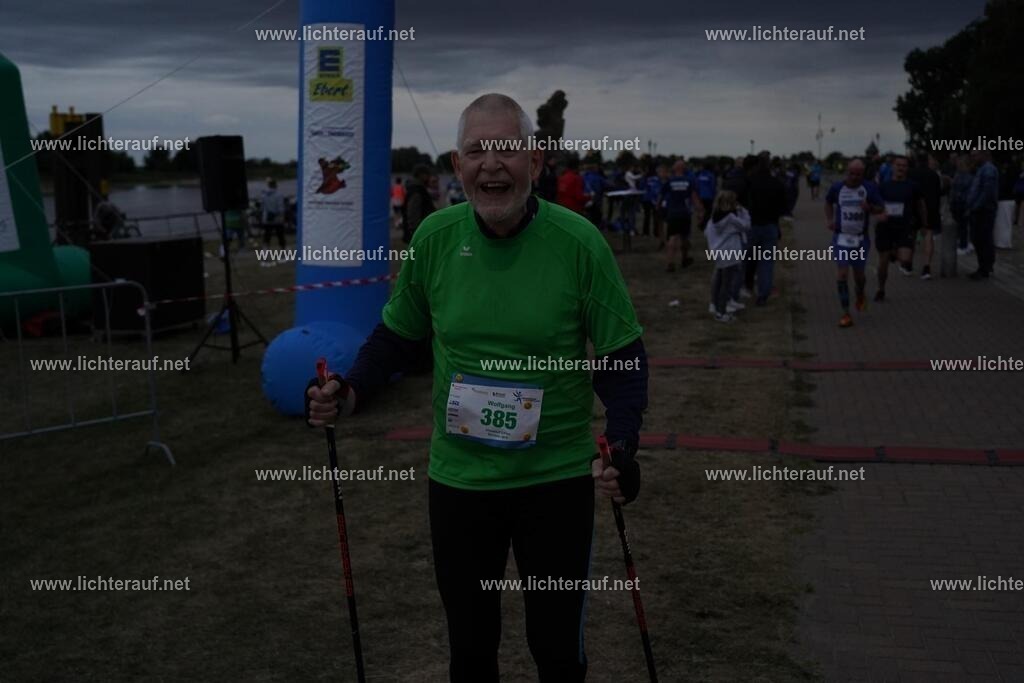 DSC05398 | Lichterlauf  - Realisiert mit Pictrs.com