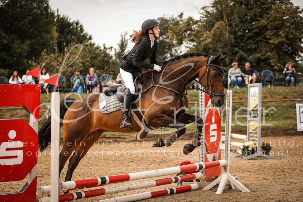 05.SoSpWB00240 | Leoni Ertmer Photography - Realisiert mit Pictrs.com