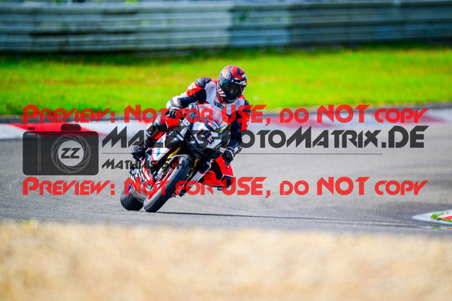 MaZZes_FotoMatrix_240911_6007705_2956 | Fotograf Mathias Schmid
Sportfotograf,
Eventfotograf,
Hochzeitsfotograf,
Portraitfotograf