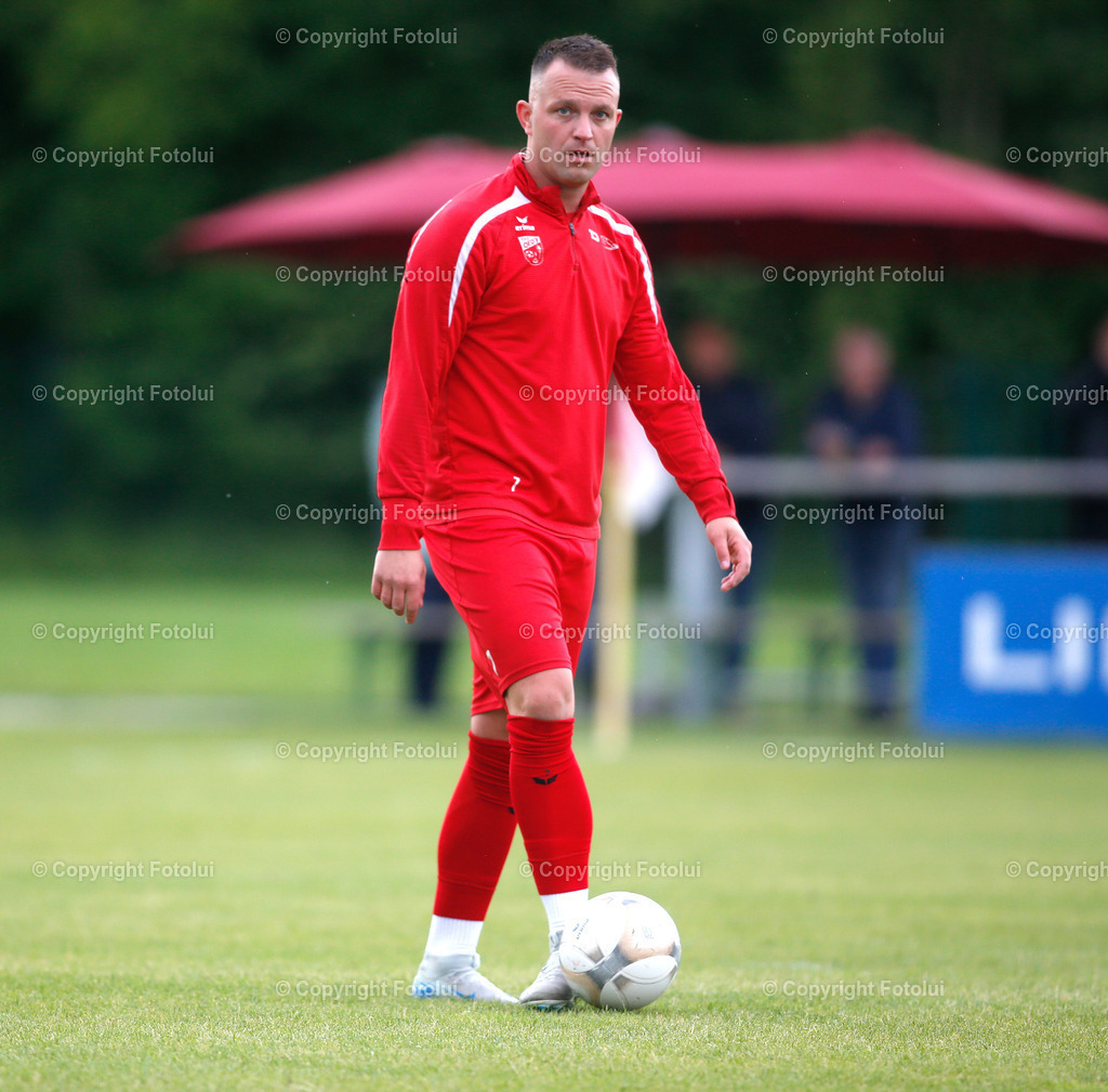 A_LUI_23052025_01 | SPORT FUSSBALL REGIONALLIGA MITTE ASKOE OEDT-UNION GURTEN 23.0.2025 IM BILD: NENAD VIDACKOVIC (OEDT) UND (GURTEN) FOTO:FOTOLUI