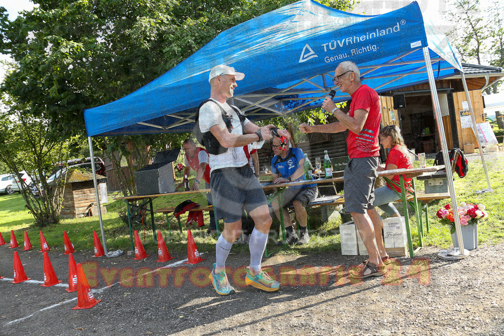 230826_1701_EX1_1657 | Sportfotografie im Rhein-Sieg Kreis, Köln, Bonn, NRW, Rheinland Pfalz, Hessen, etc. Unser Tätigkeitsfeld umfasst den Laufsport vom Volkslauf über den Marathon, Duathlon, Triathon bis zum Ultralauf wie Kölnpfad Ultra oder Schindertrail.