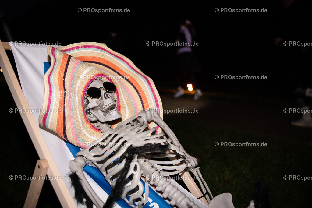 Halloween Run 2025 in Koeln, 31.10.2025 | Impressionen vom Halloween Run 2025 am 31.10.2025 in Koeln (Forstbotanischer Garten Rodenkirchen). Foto: Axel Kohring/Beautiful Sports