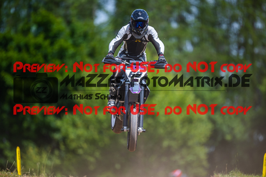 MaZZes_FotoMatrix_220618_3614 | S4