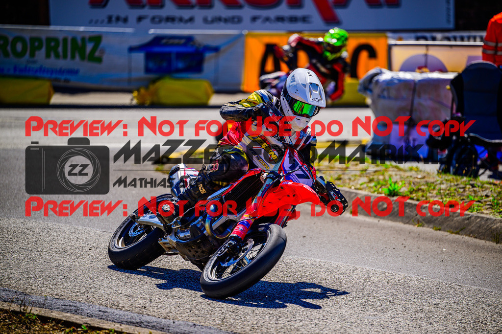 MaZZes_FotoMatrix_240816_6021986_0110 | UE40