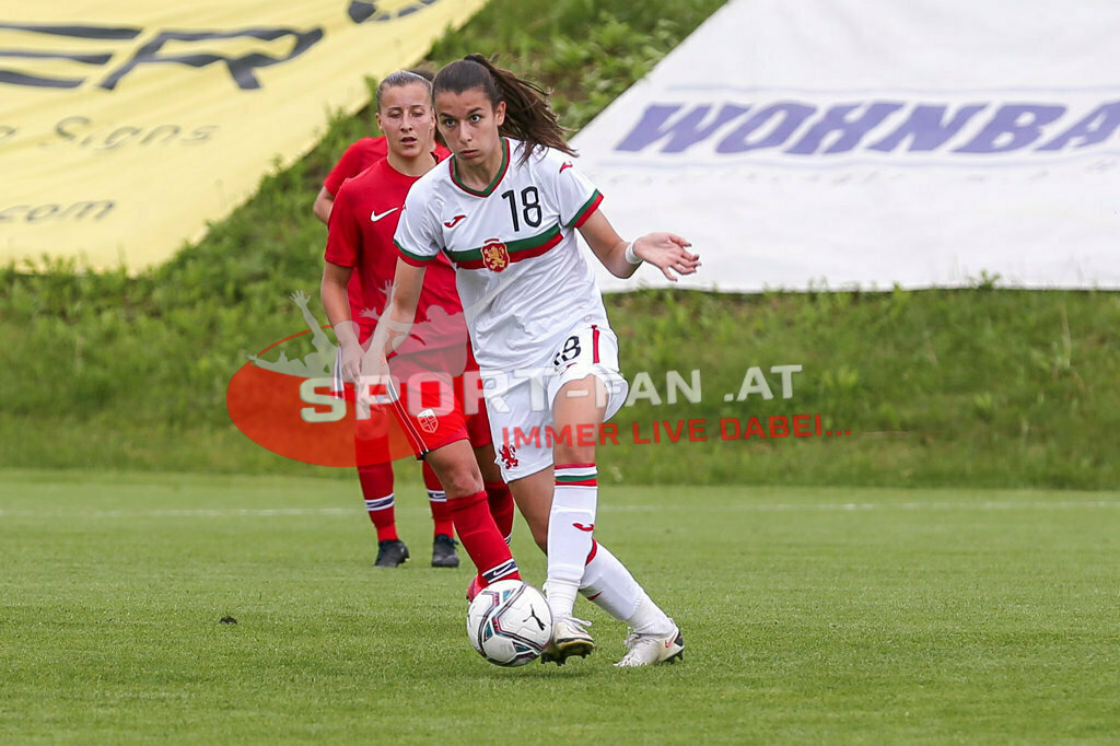 Norwegen U19  Bulgarien U19 | Ivelina Pavlova (BUL #18) ; Norwegen U19  Bulgarien U19 am 13.05.2022 in Wels
(Huber Arena), AUSTRIA, (Photo by Ernst Krawagner sport-fan.at) - Realisiert mit Pictrs.com