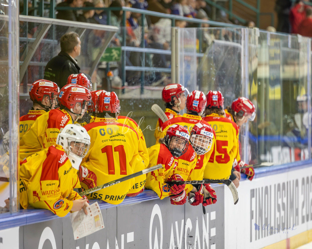 U20 EHCB vs EVZ -21 | Sportbilder, Sportfotograf, Hochzeits- und Eventfotografin, Flugshows, Portraits und Tiershooting, Aviation, Downhill, Nationalleague, Swissleague, International