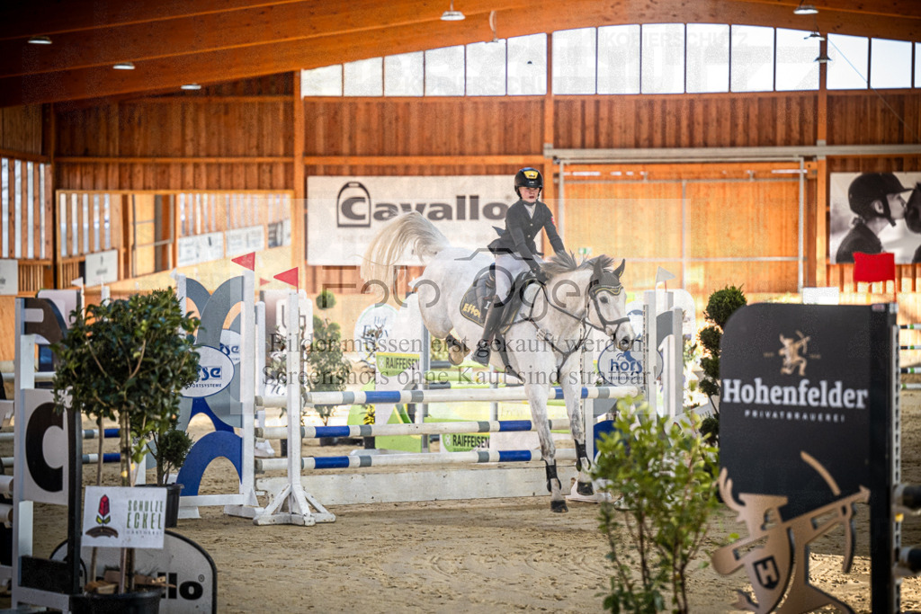 DOS_0236 | Entdecke hochwertige Reitturnierfotos von Foto Oger. Professionell, emotional und authentisch – jetzt Lieblingsmomente im Shop bestellen.Deutschlandweite Turnierfotografie. - Realisiert mit Pictrs.com