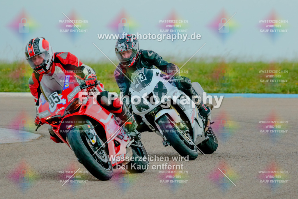 _7D20841 | Hier findet Ihr Bilder von Touristenfahrten auf der Nürburgring Nordschleife oder von anderen Veranstaltungen die ich besucht habe. Viel Spass beim Durch Schauen 