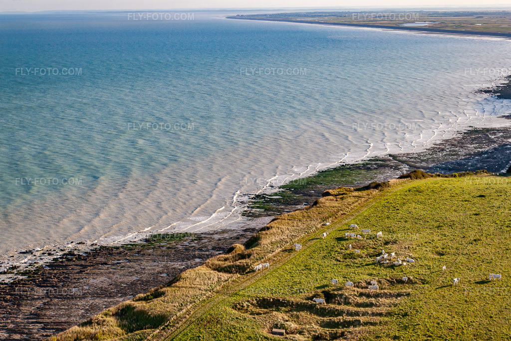 Aerial view: Cliffs in Saint-Quentin-la-Motte-Croix-au- in the state Somme, France.Photo: IMG_70822.jpg taken on 08/24/2014 by Werner Riehm/FLY-FOTO.comResolution of the original: 4609 x 3073 px