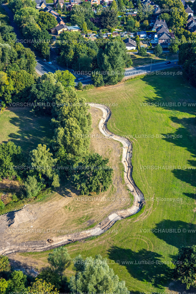 Hamm220805607 | Luftbild, neuer Bachlauf an der Schlossmühle ohne Wasser, Heessen, Hamm, Ruhrgebiet, Nordrhein-Westfalen, Deutschland