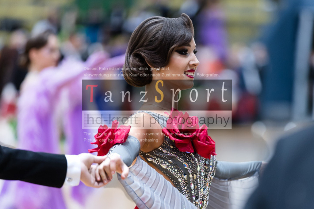 20250517_HessenTanzt_WDSF_IntOpen_Std_1208 | Tanzsportbilder, Standardtanz, Lateintanz, WDSF, DTV, LTVB, dancecomp, goc, hessen tanzt, blaues band der spree, walzer, tango, wiener walzer, slowfox, quickstepp, samba, rumba, cha-cha-cha, paso doble. jive, hd-kroft photography, turniertanzsport