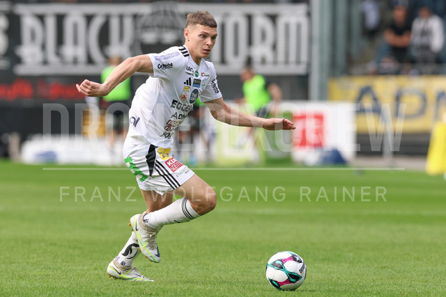 SK Puntigamer Sturm Graz vs TSV Egger Glas Hartberg – Championship Group    | Graz, Austria, 12.Apr.26 - SOCCER - ADMIRAL Bundesliga, SK Puntigamer Sturm Graz vs TSV Egger Glas Hartberg. The image shows Elias Havel (Hartberg).    
