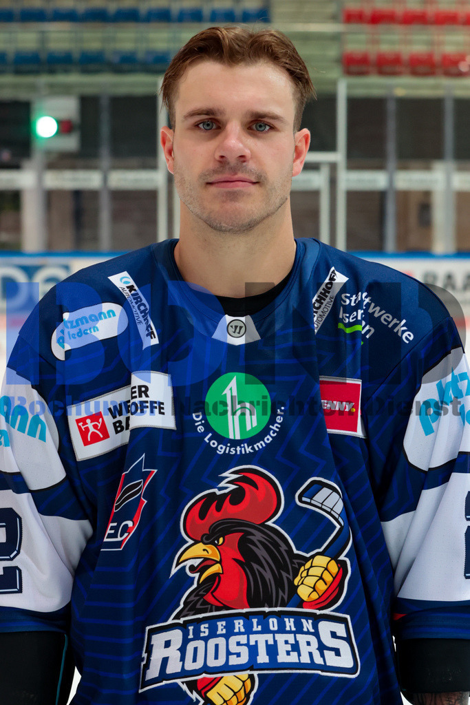 Deutsche Eishockey Liga (DEL): Iserlohn Roosters Teamshooting {date} -  | {headline}(Foto: Sebastian Sendlak / BOND) - Realisiert mit Pictrs.com