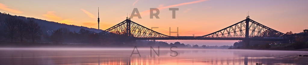 Ein Hans Fineart Original | Entdecke die Kunst von Hans Fineart - Fotografien für dein Zuhause. Verwandle deine Wände mit einzigartigen Kunstwerken und bringe die Schönheit der Welt in dein Leben. Bestelle jetzt und schaffe einen Ort der Inspiration und Eleganz.