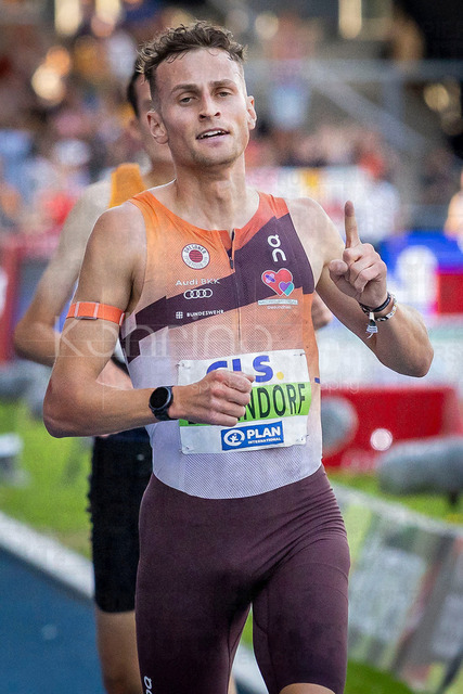 Deutsche Leichtathletik-Meisterschaften; Bochum-Wattenscheid, 25.07.2026 | Deutscher Meister über 3000m Hindernis Karl Bebendorf (Dresdner SC 1898); Deutsche Leichtathletik-Meisterschaften am 25.07.2026 im Lorheide-Stadion, Bochum-Wattenscheid (Nordrhein-Westfalen).