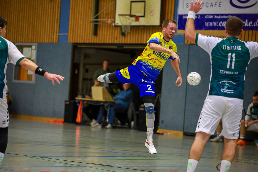 SVN_TvBiefang_161124_070 | Bildergalerie von Sport-Ereignissen aber auch von weiteren spannenden Dingen - nicht nur vom Niederrhein. In Anlehnung an den bekannten Spruch von Hanns Dieter Hüsch heißt das Motto: "Niederrhein ist überall".  - Realisiert mit Pictrs.com