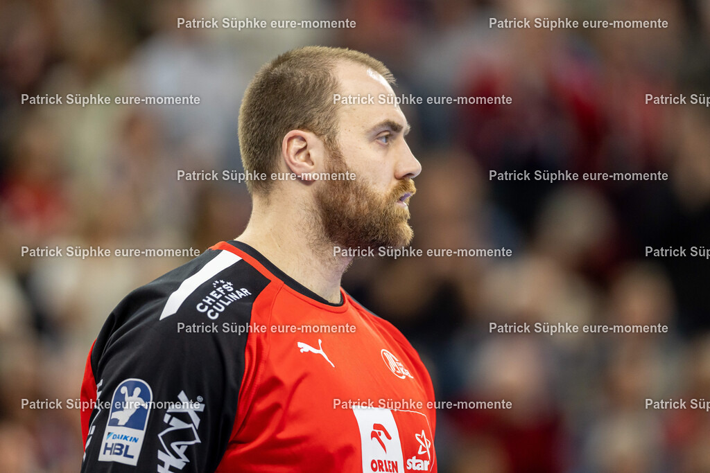 Handball I Herren I Daikin HBL I Saison 2024-2025 I 23. Spieltag I SG Flensburg-Handewitt - THW Kiel | Handball: Bundesliga, SG Flensburg-Handewitt - THW Kiel, 23. Spieltag, GP JOULE ArenaAndreas Wolff (33, THW Kiel)