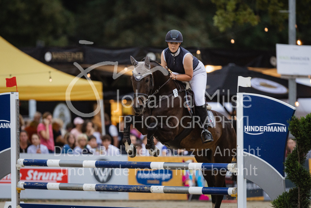 230824_Delbrueck_Mannschaft-420 | Deine schönsten Turniermomente als professionelle Fotos! Entdecke hochwertige Pferdesport-Fotografie im Online-Shop. Jetzt Fotos finden & bestellen!