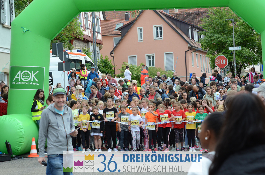 AOK Junior Cup 400m | 3Königslauf 2022 AOK Junior Cup 400m - Realisiert mit Pictrs.com