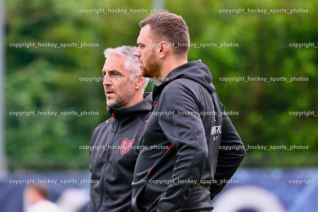 SAK vs. ATUS Ferlach | Headcoach ATUS Ferlach Darko Djukic, Sportlicher Leiter ATUS Ferlach Patrik Ciglar, SAK vs. ATUS Ferlach, SAK vs. ATUS Ferlach am 01.08.2025 in Klagenfurt (Sportpark Welzenegg), Austria, (Photo by Bernd Stefan)
