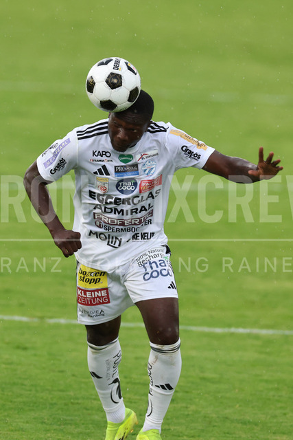 Friendly Match: SC Weiz vs TSV Hartberg in Weiz | Weiz, AUSTRIA, 01.JUL.26 - SOCCER - ADMIRAL Bundesliga, SC Weiz vs TSV Hartberg, test match. The image shows Youba Diarra (Hartberg) by a header.