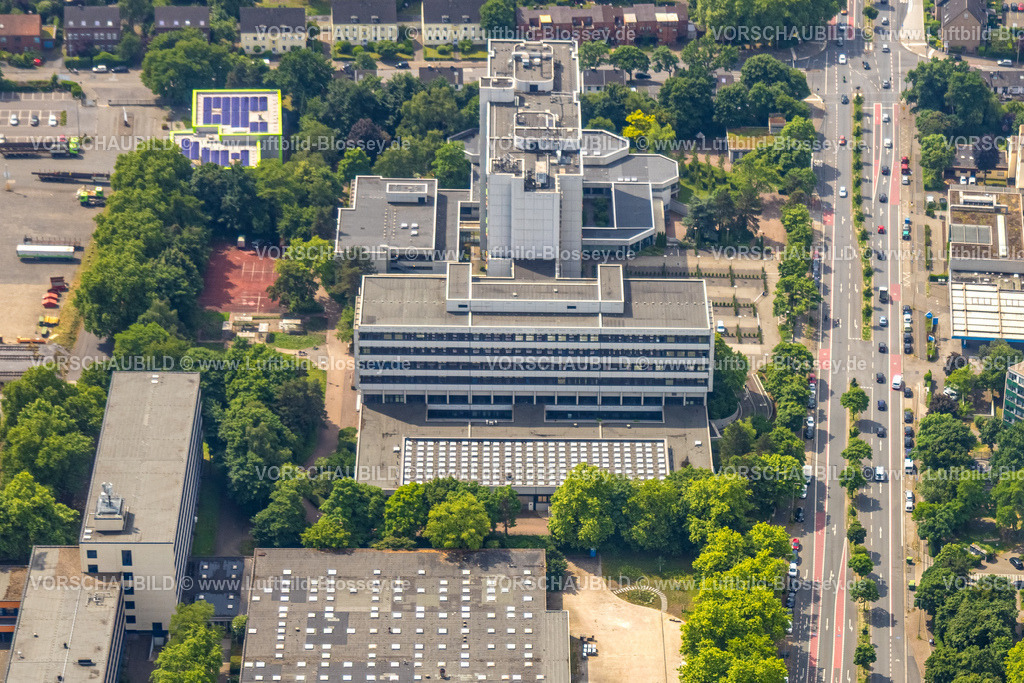 Oberhausen250515228-2 | Luftbild, Berufsförderungswerk Oberhausen Schulungszentrum, Bebelstraße mit grünen Bäumen, Oberhausen, Ruhrgebiet, Nordrhein-Westfalen, Deutschland