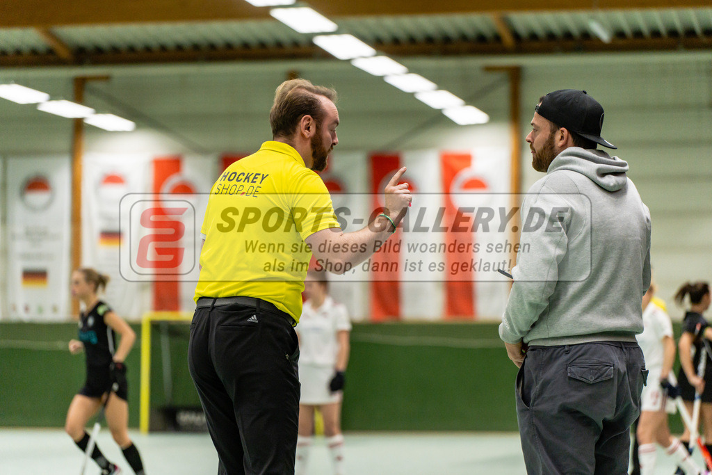 SFE_20250112_0120 | Köln, Deutschland, 12.01.2025:  ßHockey 1. Bundesliga Damen Rot-Weiss Köln - Schwarz-Weiß Köln im KTHC Stadion Rot-Weiss Köln Tennis and Hockey Club am 12.01.2025 in Köln, Deutschland. (Foto von Stephan Fehrmann)Köln, Germany, 12.01.2025: ßHockey 1. Bundesliga Damen Rot-Weiss Köln - Schwarz-Weiß Köln in KTHC Stadion Rot-Weiss Köln Tennis and Hockey Club at 12.01.2025 in Köln, Deutschland. (Foto from Stephan Fehrmann)