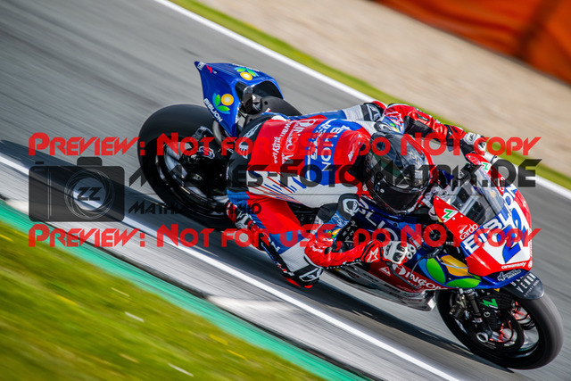 MaZZes_Fotomatrix-220422-97200 | Fotograf Mathias Schmid
Sportfotograf,
Eventfotograf,
Hochzeitsfotograf,
Portraitfotograf