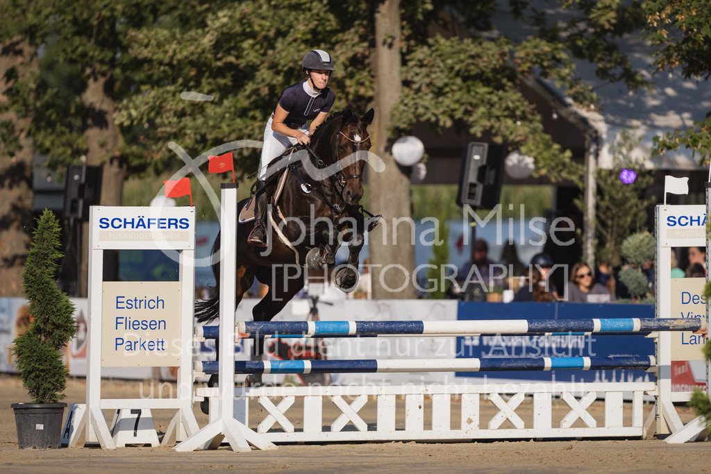 230823_Delbrueck_Stil-A1-148 | Deine schönsten Turniermomente als professionelle Fotos! Entdecke hochwertige Pferdesport-Fotografie im Online-Shop. Jetzt Fotos finden & bestellen!