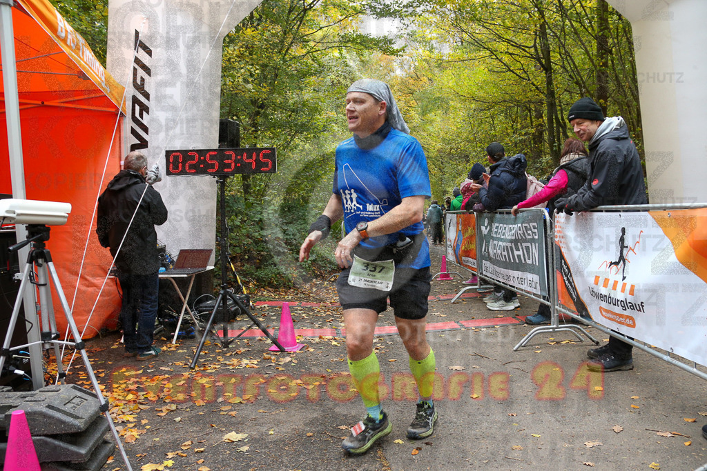 251026_1255_EX1_1894 | Sportfotografie im Rhein-Sieg Kreis, Köln, Bonn, NRW, Rheinland Pfalz, Hessen, etc. Unser Tätigkeitsfeld umfasst den Laufsport vom Volkslauf über den Marathon, Duathlon, Triathon bis zum Ultralauf wie Kölnpfad Ultra oder Schindertrail.