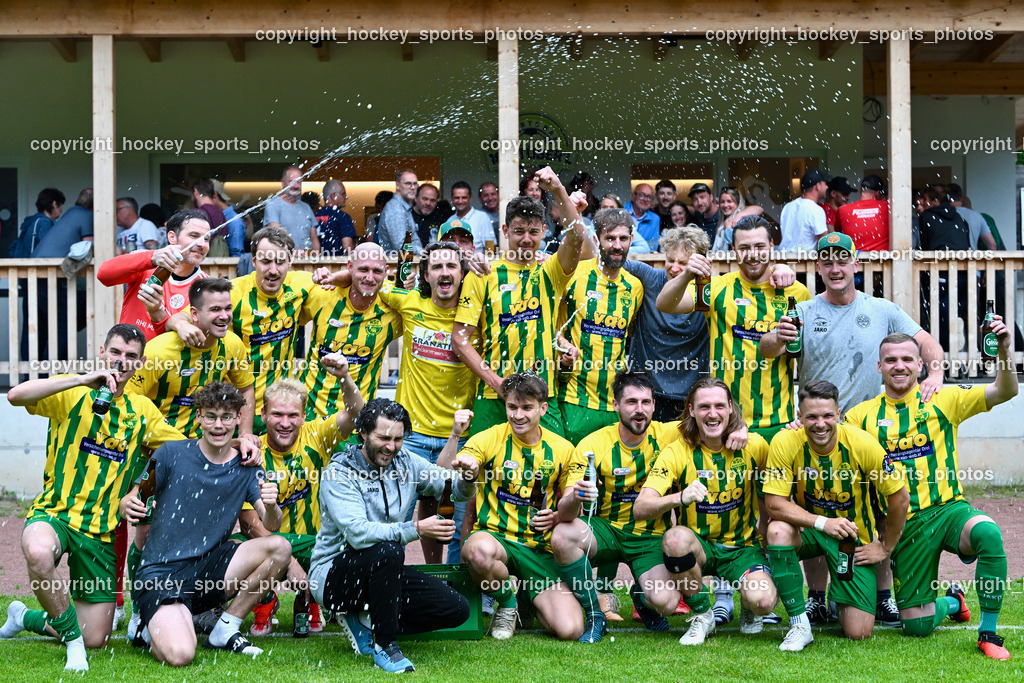 WSG Radenthein vs. St. Michael ob Bleiburg | Jubel WSG Radenthein Mannschaft, WSG Radenthein vs. St. Michael ob Bleiburg, WSG Radenthein vs. St. Michael ob Bleiburg  am 15.06.2024 in Radenthein (Sportplatz Radenthein), Austria, (Photo by Bernd Stefan)