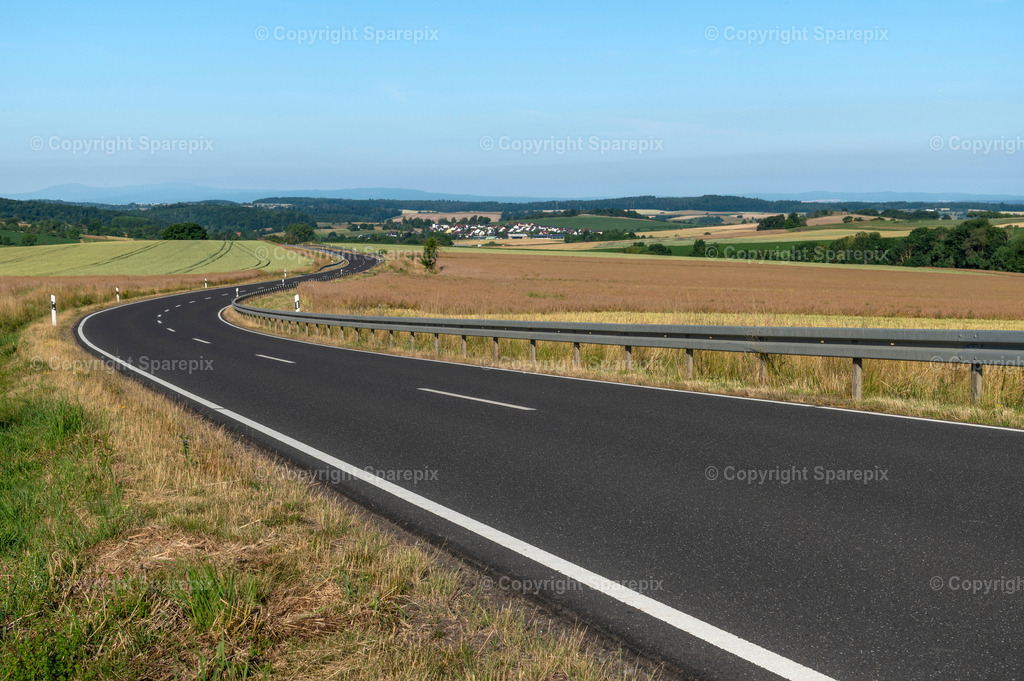 CAR_TE_Country_Road73 | sparepix - Realisiert mit Pictrs.com