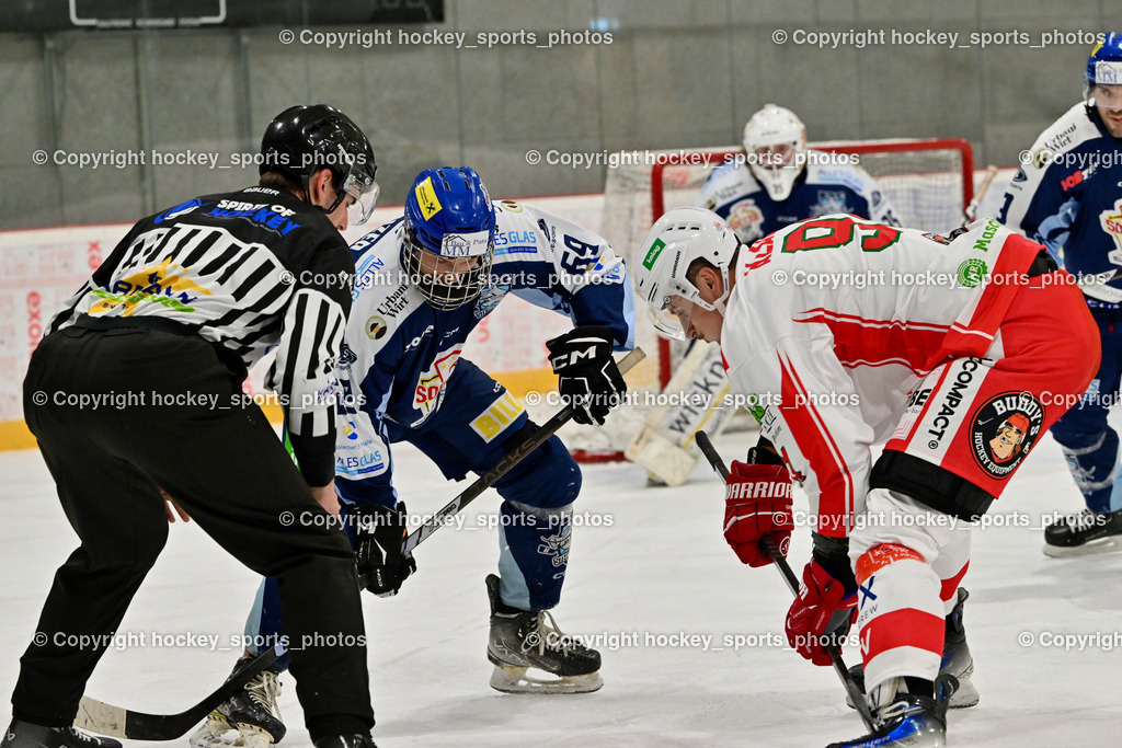 ESV FERLACH vs. ESC SOCCERZONE STEINDORF | Puff Wolfgang Referee, #69 Kreuzer Philipp ESC Steindorf, #91 Alagic Adis ESV Ferlach, ESV FERLACH vs. ESC SOCCERZONE STEINDORF, ESV FERLACH vs. ESC SOCCERZONE STEINDORF am 22.11.2024 in Ferlach (Eishalle Ferlach ), Austria, (Photo by Bernd Stefan)