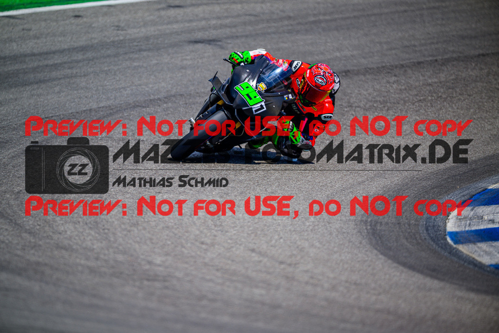 MaZZes_Fotomatrix_20250628_6007705_4701-2 | WEISS