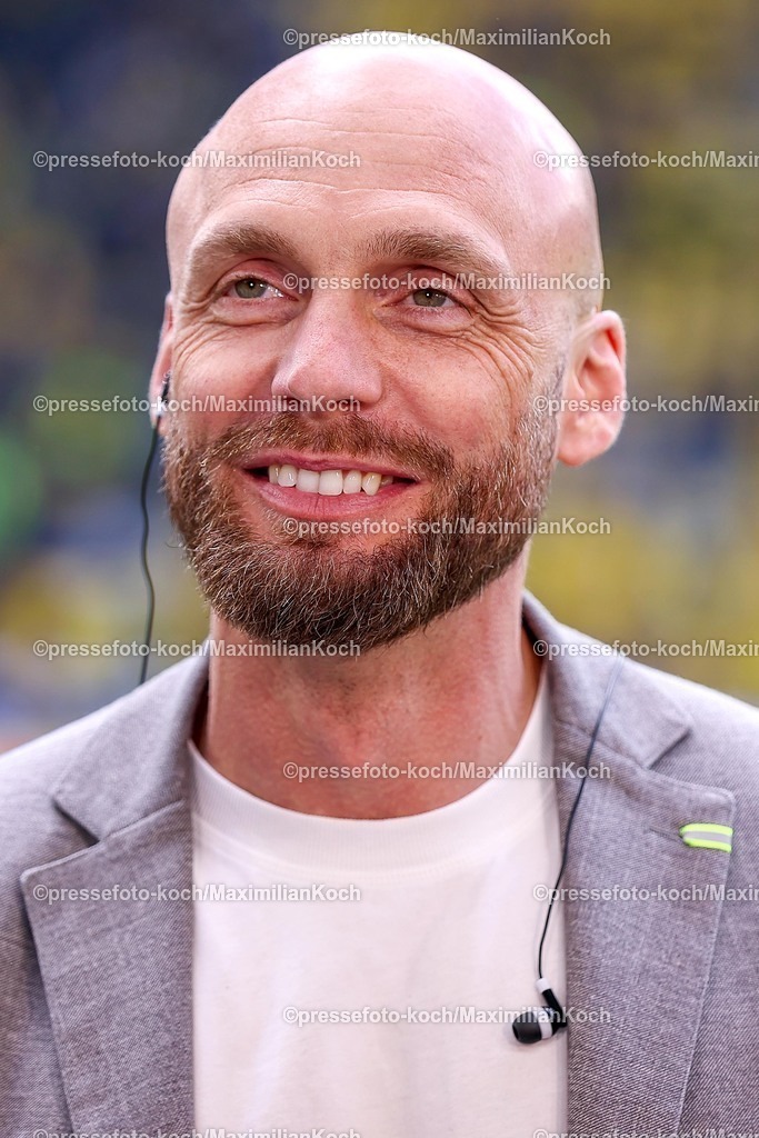 BVB11042601009 | 11.04.2026, Fußball, Borussia Dortmund - Bayer 04 Leverkusen, 1. Fußball Bundesliga, 29. Spieltag, Signal Iduna Park, Saison 2025 2026: Sportdirektor Ole Book (BVB #ob)  DFB regulations prohibit any use of photographs as image sequences and or quasi-video.