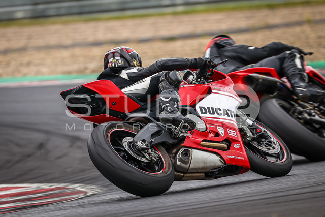 0899-260630MM-002_899 | Deine Full-Service-Agentur für ✔️Videoproduktionen und ✔️Motorsportfotografie Jetzt Angebot anfragen!