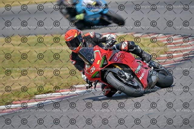 25bt04-1799 | markuskiefer.com - Realisiert mit Pictrs.com