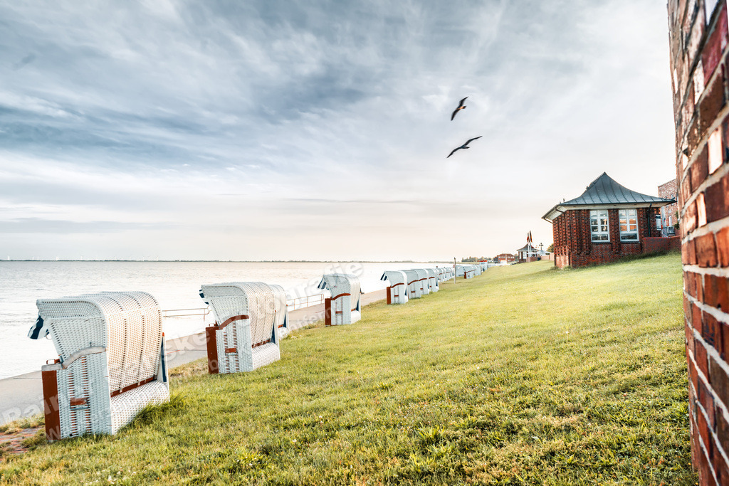 115 Wilhelmshaven Südstrand - 03-07-2021 -R Ganske | Onlineshop mit Bildern von Stränden, Häfen und Meer. Leinwände, Poster, Kalender und andere Materialien erhältlich. Kommerzielle Lizenzen möglich.  - Realisiert mit Pictrs.com