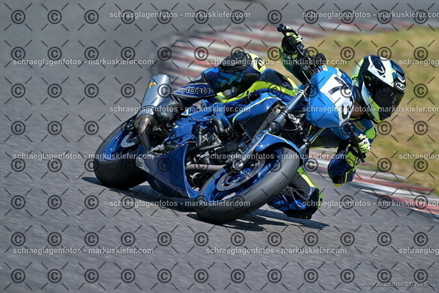 25bt04-1060 | markuskiefer.com - Realisiert mit Pictrs.com