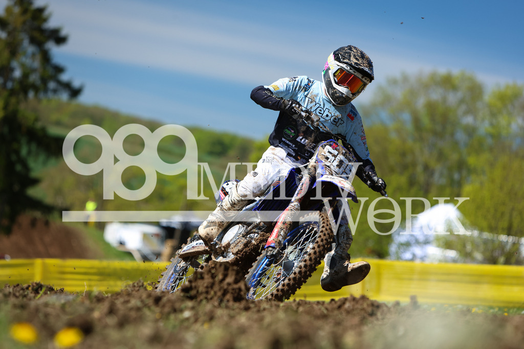 5E6A5977 | 989 MEDIAWORK