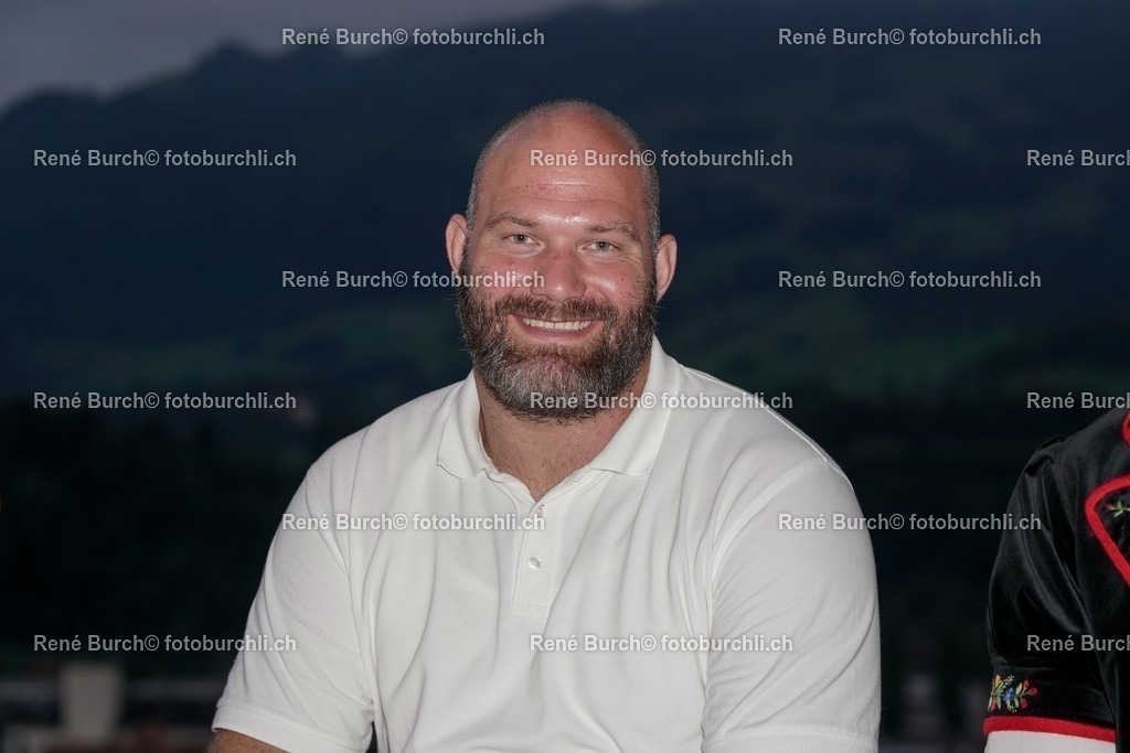 DSC08243-2 (2) | René Burch leidenschaftlicher Fotograf aus Kerns in Obwalden.  Hier finden sie Sport, Landschaft und Natur Fotografie.
 - Realisiert mit Pictrs.com