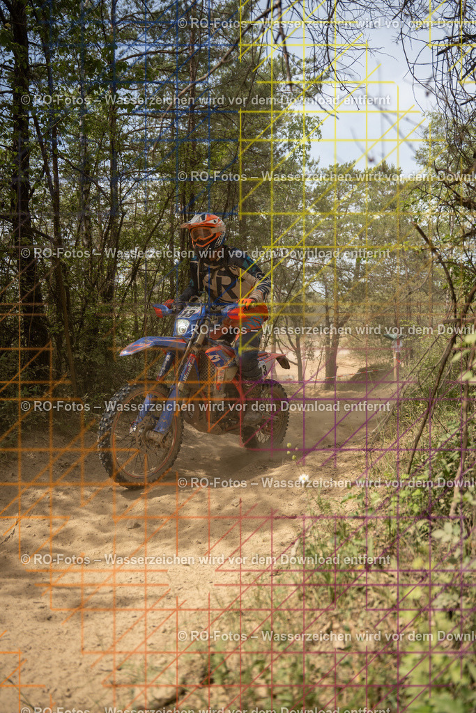Niederwürzbach 2 Lauf-1139 | Sportfotografie von RO-Fotos: Motorsport, Motocross, Enduro, Laufveranstaltungen und Triathlon. Professionelle Fotos von Sportlern und Events. - Realisiert mit Pictrs.com