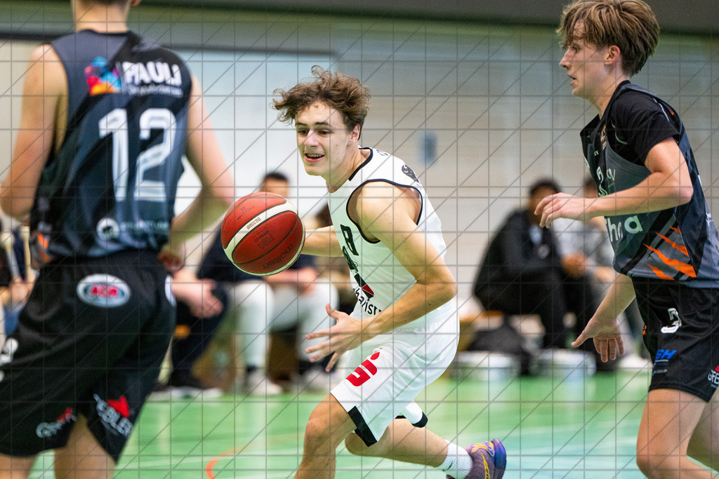 JBBL 24/25 | 27.10.2024 | Charisma Young Bulls vs. BBA Hagen | JBBL 24/25 | 27.10.2024 | Charisma Young Bulls vs. BBA Hagen - - - - - CREDIT, www.bullenfotos.de, Martin König, Hörner Weg 40, D-49078 Osnabrück, +4917663732967, Nutzung und Weitergabe nur zu den vereinbarten Zwecken. Presseanfragen an Urheber. Alle Rechte beim Urheber. - - - - - - Realisiert mit Pictrs.com