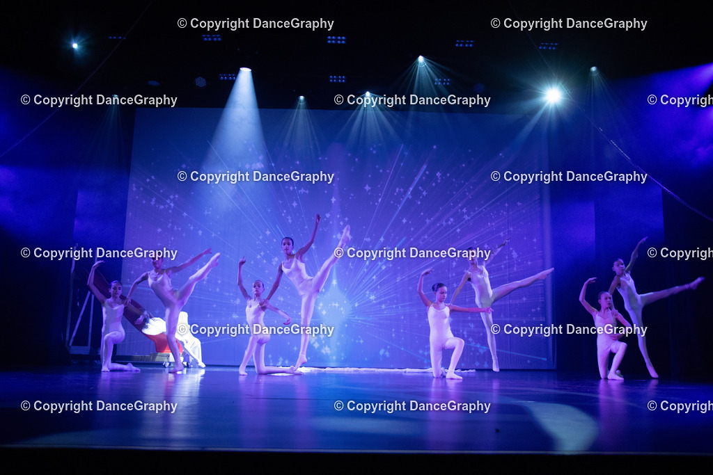 GPHY3348 | DanceGraphy - Realisiert mit Pictrs.com