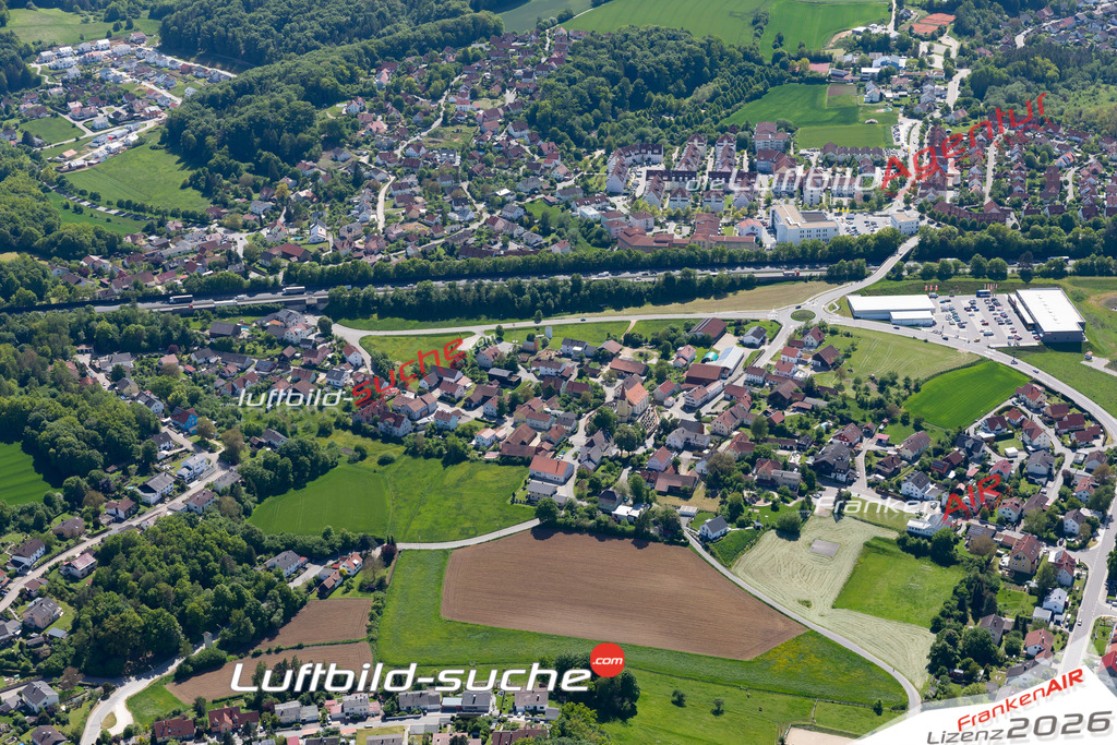 Das Luftbild der Stadt Nittendorf wurde 2021 vom Flugzeug heraus erstellt (keine Drohne) Aufnahmehöhe ca.450 Meter- hohe Bildauflösung und Druck-Qualität garantiert!