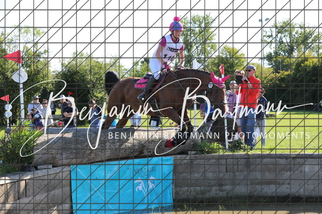 AZ2A1025 | Benjamin Bartmann Photomoments