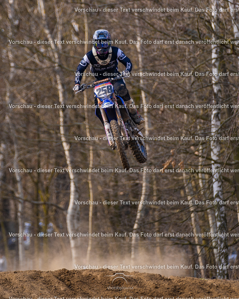 25_03_23_Hänchen_MX2-8917 | Sportfotografin aus Berlin-Brandenburg mit Fokus auf Motocross. Ich halte deine sportliche Leistung und echte Emotionen auf und neben der Strecke professionell fest. Entdecke die Fotos von deinem Rennen und bestelle sie direkt hier im Shop.